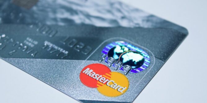 MasterCard Carries Out a Survey to Find Out How People React to Cryptocurrencies